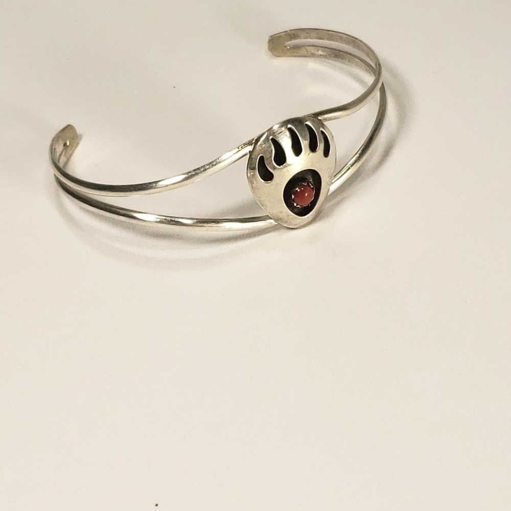 Bear Paw Navajo cuff bracelet